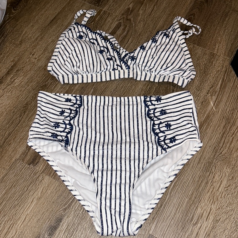 Bathing suit!